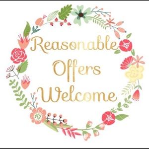 Reasonable offers welcome!! 🤩